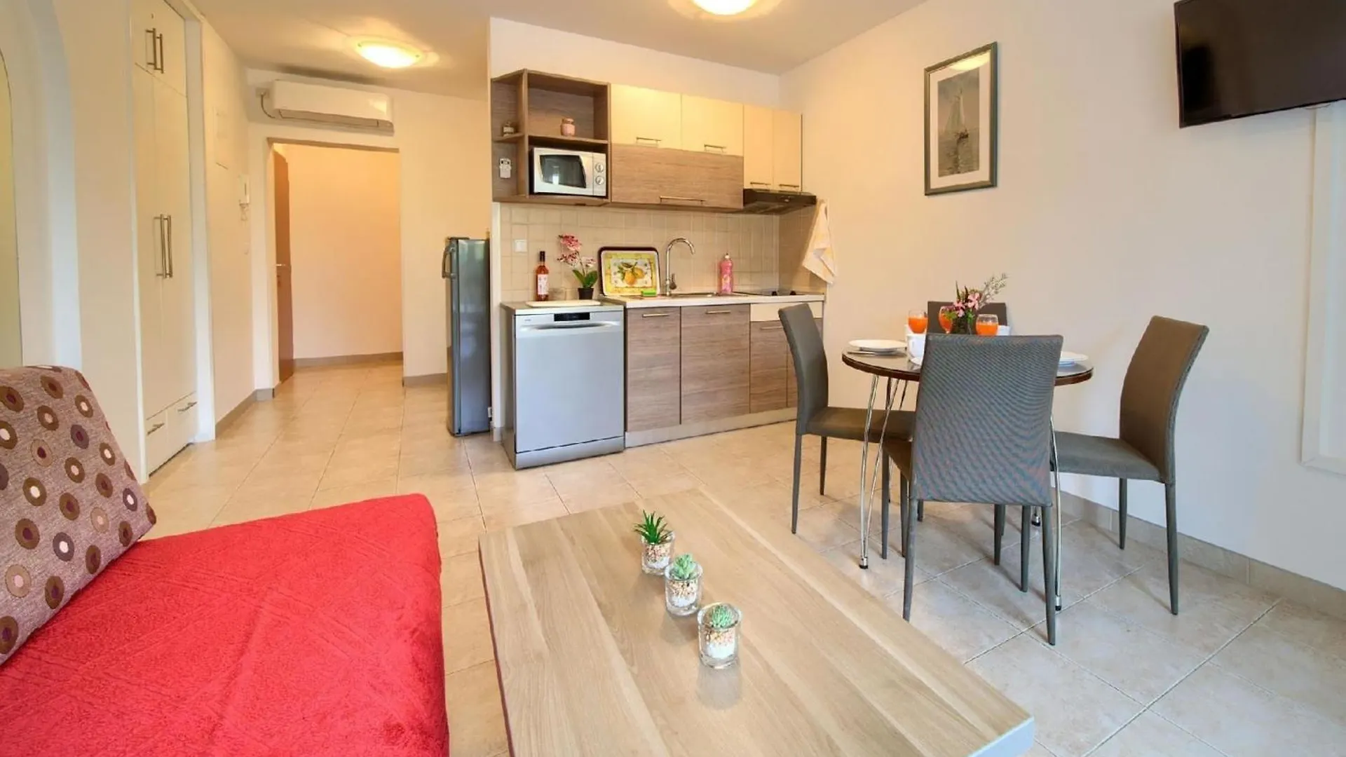 Appartement Mit Terrasse Silo